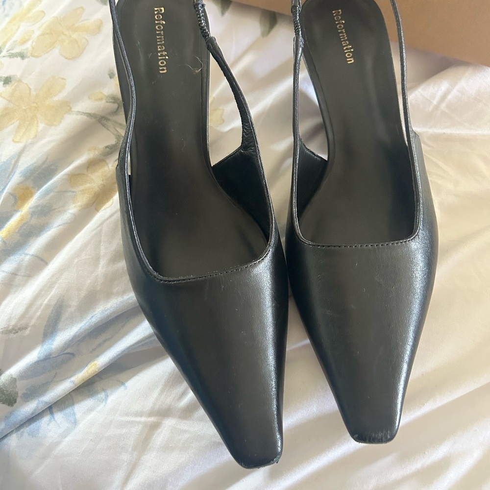 Reformation Nicola Slingback wedge black 6 Women's Shoes